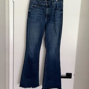 MOTHER Denim- Weekender Fray- Mint Condition Sz 28